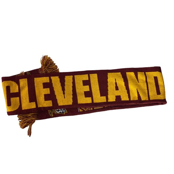 Cleveland Cavaliers NBA Knit Scarf Maroon Gold Winter Fanwear - Picture 6 of 7